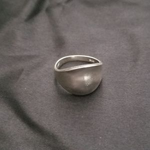 Sterling Silver Ring Size 7.5